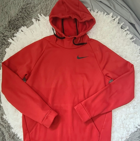 Nike Other - Nike Dri Fit Therma Red Pullover Hoodie, S